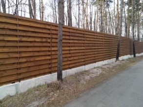 Деревянный забор елочка 25 метров