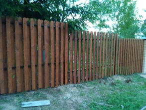 Деревянный забор из штакетника 20 метров