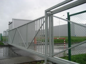 Ворота откатные решетчатые - пример 11