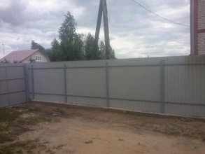 Забор из профнастила на ленточном фундаменте 38 метров